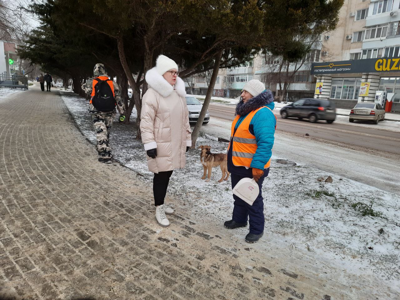 Ежедневная работа по санитарной очистке города продолжается | Правительство  Республики Крым | Официальный портал